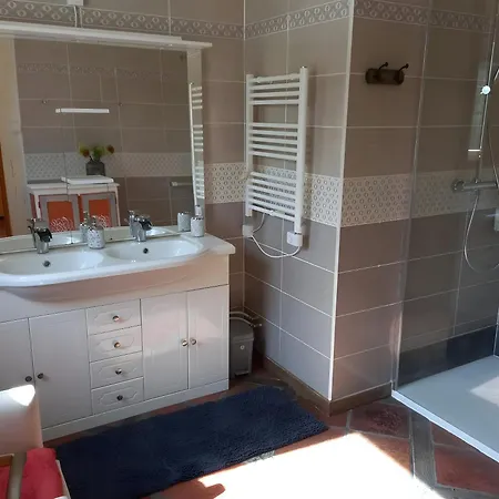 Les Vallons Du Lot Гостевой дом Горс